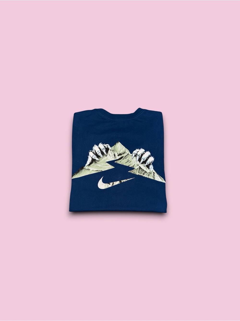 The Nike tee Nike trail dri-fit shirt blue men’s small